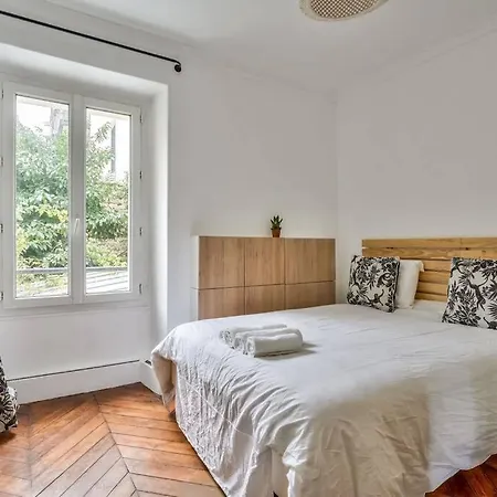 Stunning House With Garden 1 Minute From The Metro Semesterbostad Paris